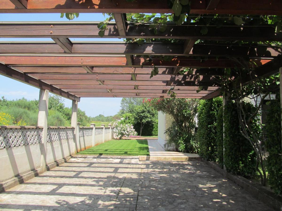 Apartments Zvezdica*** With Garden Zambratija  Exterior foto